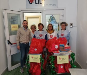 Napoli, si rinnova all'Istituto Pascale la festa degli auguri della LILT 4 festa auguri LILT Napoli