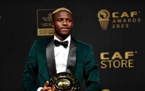 Pallone d'Oro africano 2023, vince l'attaccante azzurro Victor Osimhen 3 osimhen.pallone.oro .africano.2023.1400x840