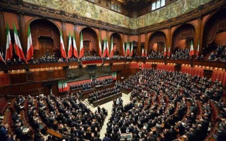 IL PUNTO - Premierato, madre di tutte le riforme o pasticcio incostituzionale? 6 standard compressed Giuramento Mattarella Montecitorio