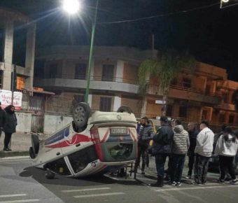 Mariglianella, grave incidente stradale in nottata: si ribalta in via Marconi un'auto della vigilanza Vedetta Campana 3 vedeta1