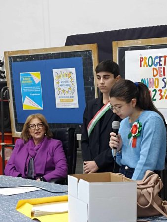 Marigliano, alla "Dante Alighieri" cerimonia di proclamazione del baby sindaco: è Vincenzo Piscopo 5 413466116 1546959699408816 9083712947876897745 n