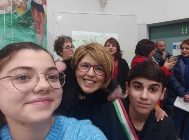Marigliano, alla "Dante Alighieri" cerimonia di proclamazione del baby sindaco: è Vincenzo Piscopo 4 413994719 863545615456946 99591481594116640 n