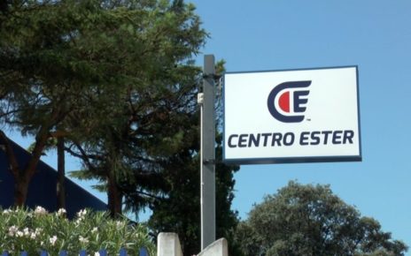 Napoli, Centro Ester: il nuovo anno arriva con una raccolta di doni per i bambini in ospedale 6 Il Centro Esterod