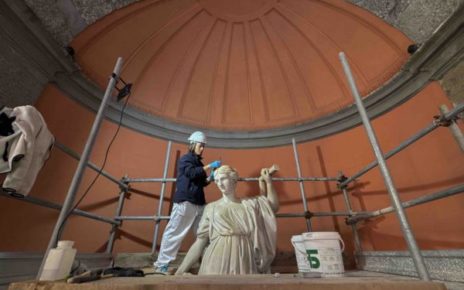 Napoli, Palazzo Reale: restauro in corso per la Fontana della Fortuna nel Cortile d'Onore 4 fontana fortuna restauro
