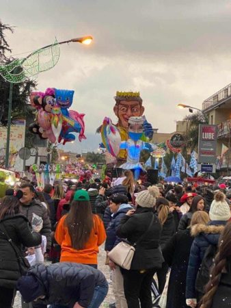 Saviano, al via la 44^ Edizione del Carnevale savianese: 10 giorni di musica, balli e gastronomia fino alla sfilata degli 11 carri allegorici 4 417227564 1122816638900944 176320741088653446 n