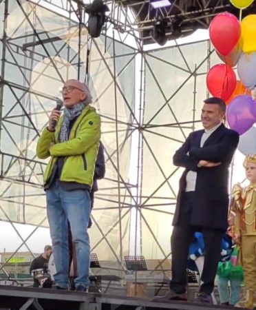 Palma Campania, gli Istituti “C. De Curtis” e “V. Russo” rinnovano la tradizione scolastica del Carnevale Palmese 2024 14 423062714 414331824456162 7133295648017659931 n
