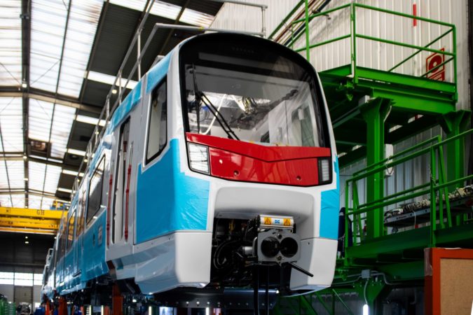 EAV treni stadle in costruzione