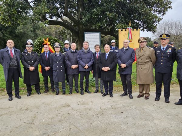 RASTRELLI COMMEMORAZIONE GIORNATA FOIBE A NAPOLI 03
