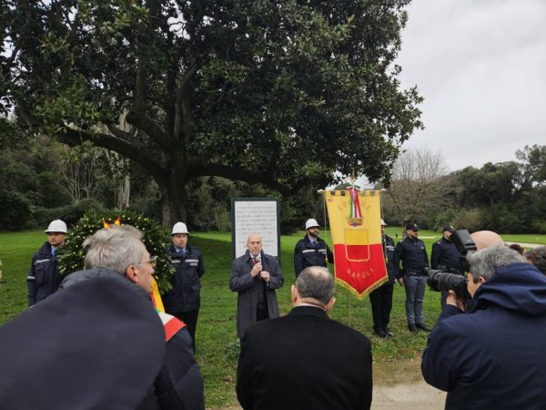 Foibe, Rastrelli (FDI): "Ricordo è anche segnale ritrovata coscienza nazionale" 3 RASTRELLI COMMEMORAZIONE GIORNATA FOIBE A NAPOLI 04