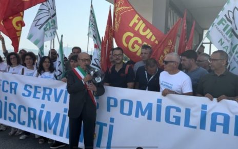 Pomigliano d'Arco, Stellantis: presentazione Pandina. Il sindaco Russo: "Una buona notizia per i lavoratori e per la città" 5 SINDACORUSSO STELLANTISmod