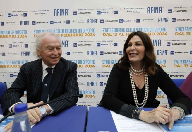 da sx. Gennaro Amato pres. Afina con ministro D. Santanche