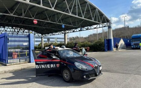 Campania, tragedia Pratola Serra. Fruncillo (FDI): "Gli operai che perdono la vita non sono freddi numeri, la sicurezza sul lavoro non ha colore politico" 3 operaio schiacciato Stellantis