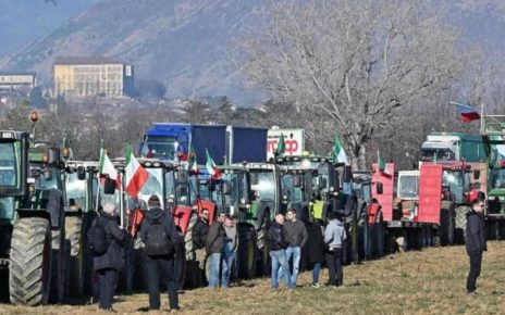 Campania, protesta agricoltori. UCID: "Gli agricoltori sono imprenditori che rivendicano con dignità un ruolo primario nella economia sociale" 6 ucid