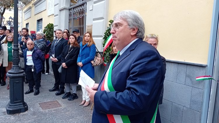 3 Sindaco R. De Leonardis Associazione Nazionale Carabinieri Salvatore Nuvoletta Qualiano 18.3.2024