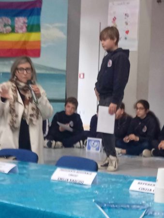 Sant’Anastasia, grandi consensi per il convegno “Educare alla Pace per ripudiare la Guerra”: l’Istituto Comprensivo “Leonardo Da Vinci” partecipa al progetto Unicef 4 432877203 755052226692441 7522834938483418821 n