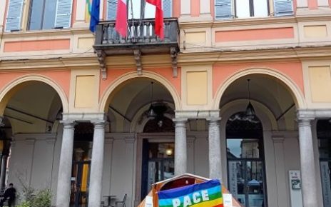 Napoli-Piacenza, Visita di affetti e di storia farnesiana 5 6. Tenda della Pace Municipio di POiacenza 28.2.2024