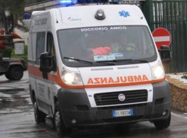 7821843 18084132 ambulanzamod
