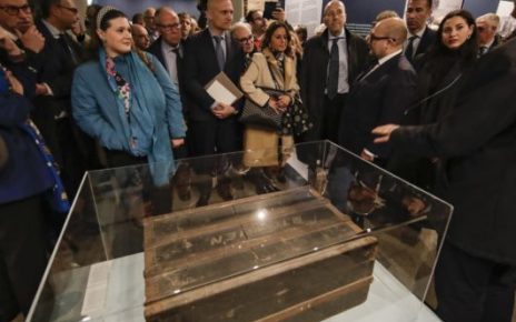 Napoli, Palazzo Reale: Mostra Tolkien inaugurata oggi dal Ministro della Cultura Sangiuliano 3 ALV8886 2