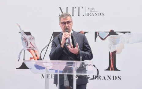 New York, Giosy Romano premiato all'Italian Reputation Award 3 ANTO7139 1024x683 1