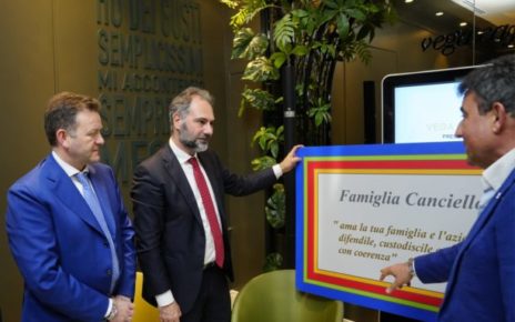 Da sx Ferdinando Canciello Catello Maresca e Carlo Canciello