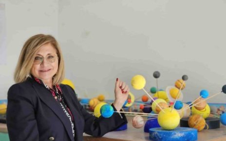 Ercolano, l’Assessore Lucia Fortini, il Sostituto Procuratore Generale di Napoli Valter Brunetti e l’Arma dei Carabinieri incontrano gli studenti 5 Dirigente Scolastico Cagnazzo