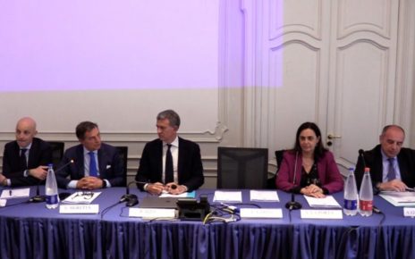 Mediazione, Izzo (commercialisti): In arrivo una rivoluzione con la “Riforma Cartabia” 5 Odcec Napoli Mediazione da sinistra De Lise Moretta Izzo La Porta e Giusepponemod