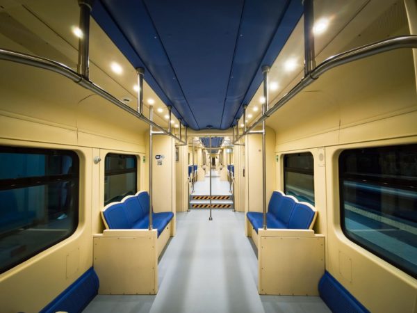 interno treno nuovo EAV
