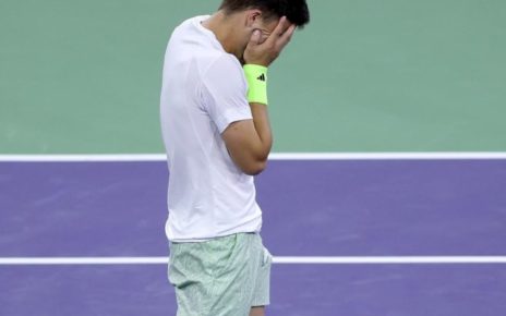 Indian Wells, il partenopeo Luca Nardi batte Novak Djokovic 6-4, 3-6, 6-3: nasce una nuova stella del tennis italiano 2 lucanardi