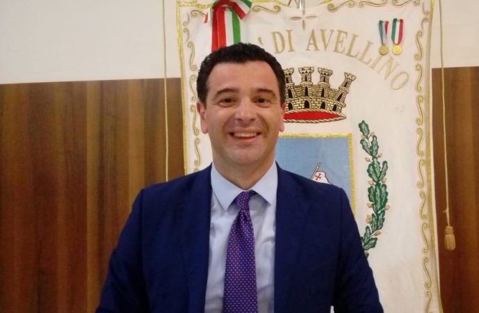 sindaco avellino gianluca festa