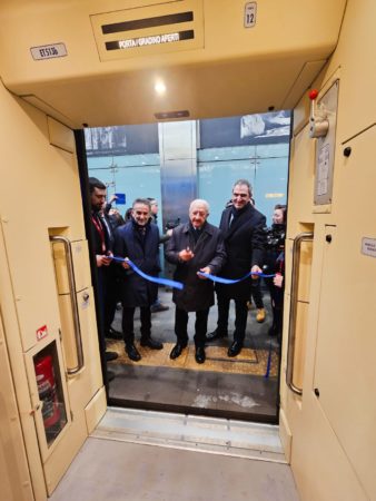 taglio nastro nuovo treno flegree EAV