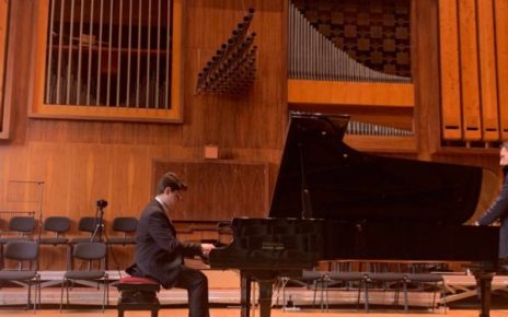 Napoli, al Conservatorio San Pietro a Majella la II Edizione di “Piano Day”: grandi consensi per il giovane talento palmese Antonio Scovotto 4 434941222 719106143759612 5437435089257085544 n