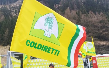 Coldiretti, assemblea degli agricoltori in tutta Italia: gli appuntamenti di martedì in Campania 4 Bandiera Coldirettimod