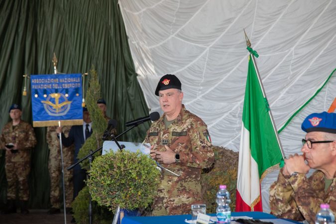 Cambio al vertice dell’Aviazione dell’Esercito, il Generale di Divisione Andrea Di Stasio cede il Comando al Generale di Divisione Salvatore Annigliato 7 Foto 7. Intervento del Gen. C.A. Salvatore Cuoci