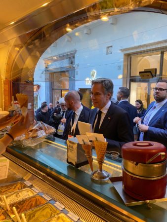 Capri, al G7 anche il “gelato” di Buonocore parla di Pace 4 IMG 20240419 WA0004