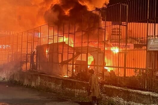 Incendio in via marina panico per i residentimod