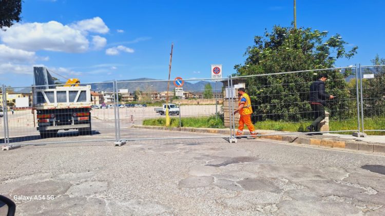 Nola, aperto il cantiere per la valorizzazione di Piazza d’Armi: intervento atteso da 70 anni 7 PHOTO 2024 04 04 14 13 47 6