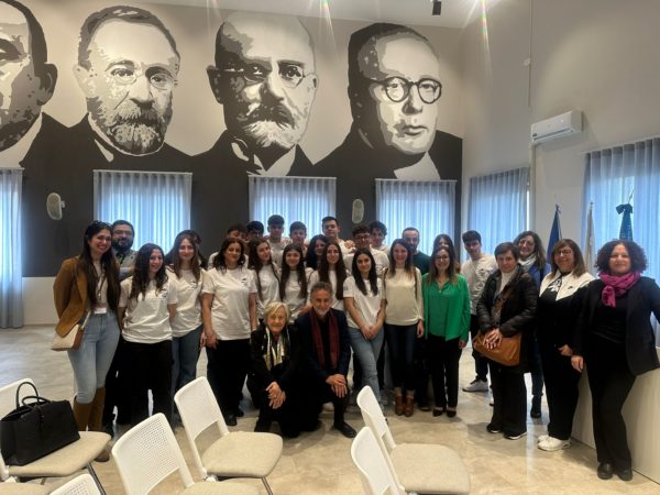 Piedimonte incontrio studenti con EAV2