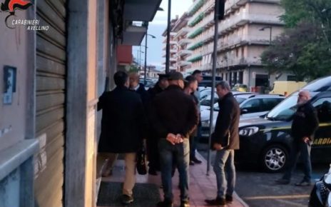 Avellino, arrestato il primo cittadino: "Depistaggi, inquinamento delle prove, fughe di notizie" 3 arrestosindacoavellino