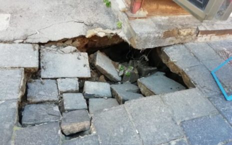 Napoli, voragine. FDI: "Preoccupazioni dei cittadini di Piazza Leonardo" 4 voragine via santacroce vomero