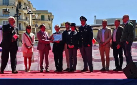 Somma Vesuviana, AISA ricorda Vittime Terrorismo e Partigiani 10 1.Targa Memoria Raffaele Iozzino AISA Somma vesuvianamod