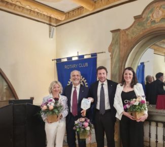 Napoli, Il Rotary per la Salute Mentale: "Ma dove corriamo tutti?" Aspetti Psicologici e Patologici della nostra era 8 437923191 10233211764696755 518457765172856865 n