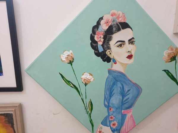 LA VIDEO INTERVISTA – Armonia, Equilibrio e Raffinatezza: l’originale percorso artistico della pittrice Anna Maria Vallario 15 440919841 7476863985737053 7716698320415644641 n