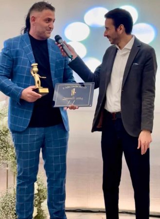 Lettere, “L’Arcimboldo d’Oro International Festival 2024” assegna 2 Pennelli e la Statuina d’Oro al talentuoso pizzaiolo savianese Ciro Sasso 8 445378640 975303487481702 4786902636720787094 n
