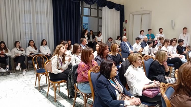 9. Liceo Imbriani di Pomigliano DArco Iniziativa Museo Acerra 10.5.2024