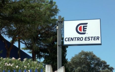 Napoli, al Centro Ester una festa per il mini volley S3 con i Memorial Vincenzo Esse e Ignazio Langella 5 Il Centro Estermod