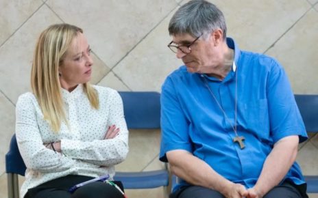 il presidente meloni a caivano