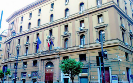 palazzo santa lucia napoli