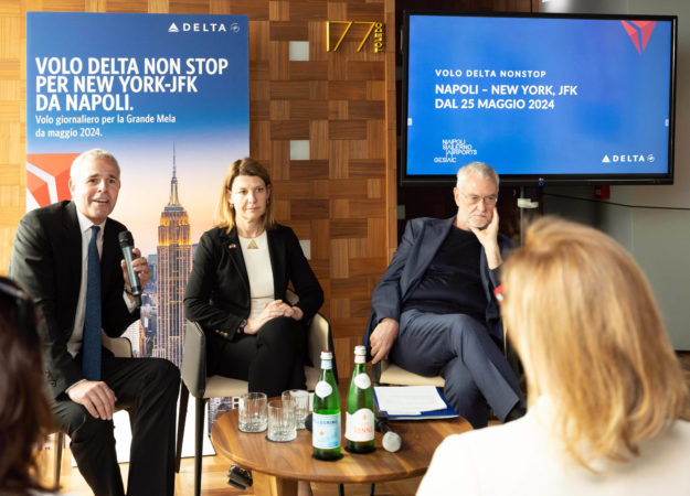 Il nuovo volo giornaliero Delta Air Lines da Napoli per N.Y. pronto a partire 3 presentazione del nuovo volo giornaliero Napoli New York 1