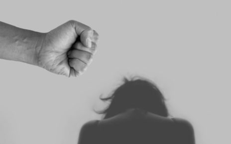 IL PUNTO - Antiviolenza e tutela legale: riflessioni lampo 6 violence against women 4209778 1920