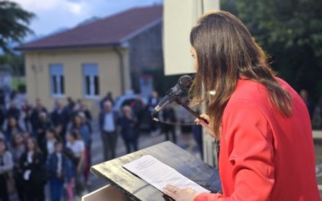 Baronissi, Comunali. Candidata Sindaco Petta: “Il nostro impegno per gli amici a quattro zampe, nuove iniziative per il benessere degli animali domestici” 4 Anna Petta Baronissi Sindaco